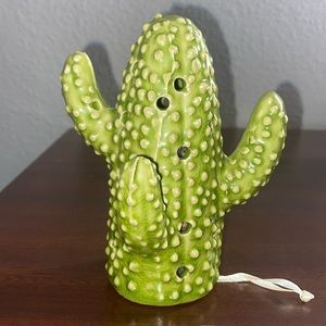 Cactus potpourri holder